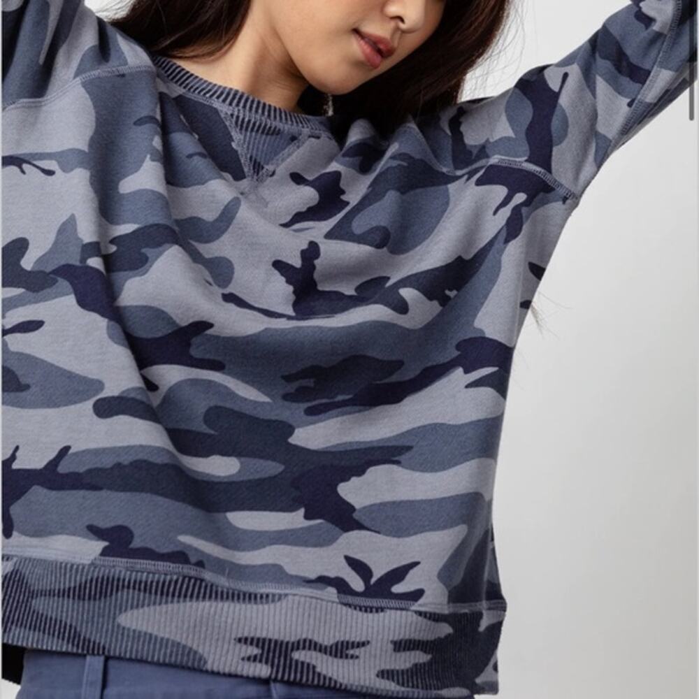 RAILS Theo Blue Indigo Camo Sweatshirt size small